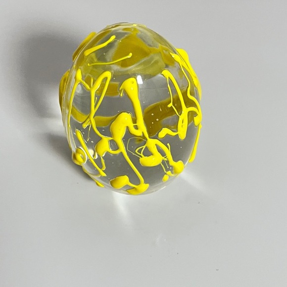 Artisan‎ Paint Drizzle Glass Paperweight Yellow 3" - Picture 3 of 6